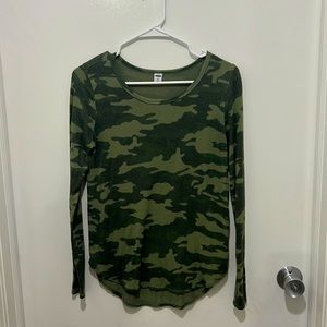 Green camo top
